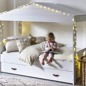 hazel low sleeper treehouse bed